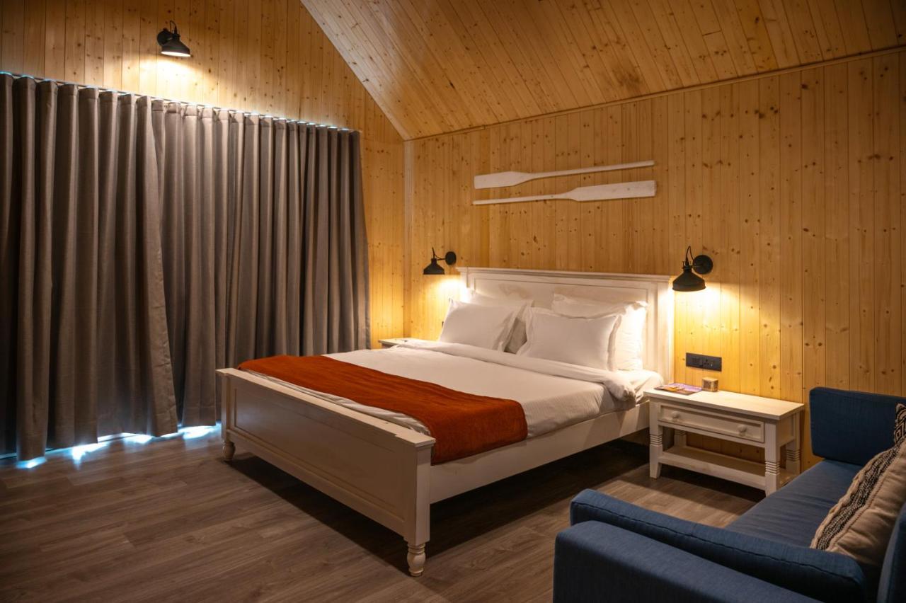 Praveg Beach Resort Daman Lighthouse Beach ภายนอก รูปภาพ